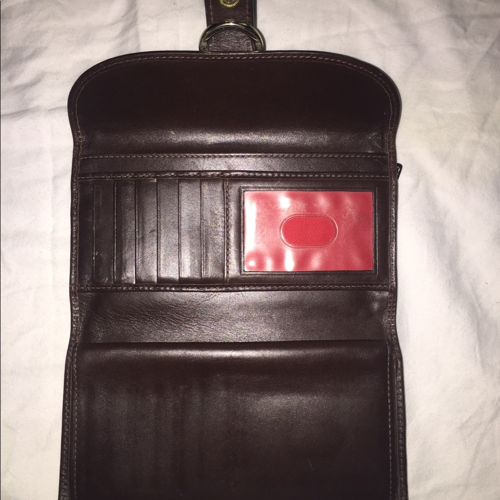 Dooney and Bourke wallet *SOLD - Picture 3 of 4